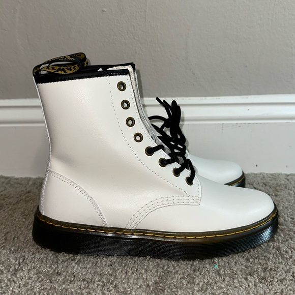 Dr. Martens Shoes - NWOB Dr. Martens Women’s Zavala White Leather Combat Boots Shoes